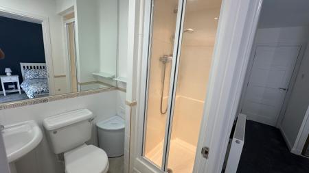 2 bedroom Flat to let in Cuparstone Place, Great Western Road, The City Centre, Aberdeen, AB10