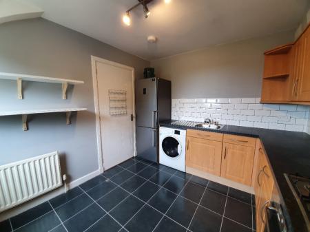 2 bedroom Flat to let in Denwood, Woodend, Aberdeen, AB15