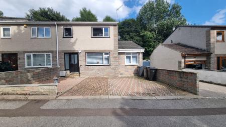 4 bedroom End of terrace house to let in Gordon Place, Bridge of Don, Aberdeen, AB23