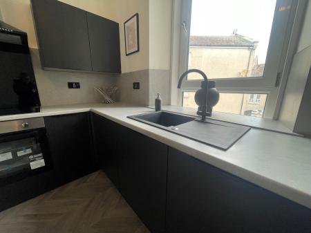 1 bedroom Flat to let in Great Western Road, The City Centre, Aberdeen, AB10