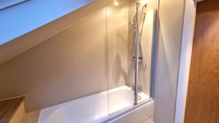 2 bedroom Flat to let in Great Western Road, Aberdeen, AB10