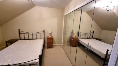 2 bedroom Flat to let in Great Western Road, Aberdeen, AB10