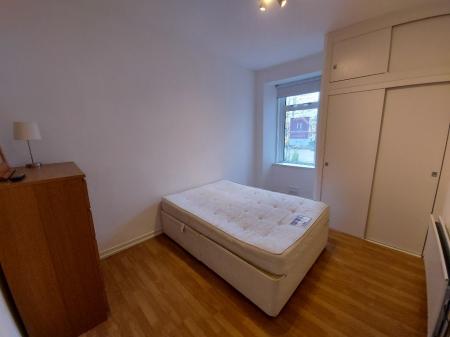 2 bedroom Flat to let in Great Western Road, Mannofield, Aberdeen, AB10