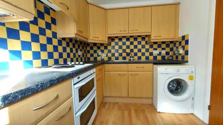 2 bedroom Flat to let in Headland Court, Garthdee, Aberdeen, AB10