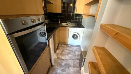 2 bedroom Flat to let in Holburn Street, The City Centre, Aberdeen, AB10