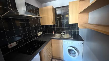 2 bedroom Flat to let in Holburn Street, The City Centre, Aberdeen, AB10