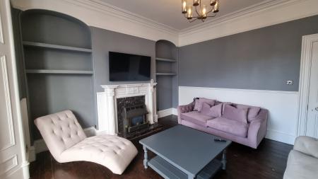 2 bedroom Flat to let in Jamaica Street, Kittybrewster, Aberdeen, AB25