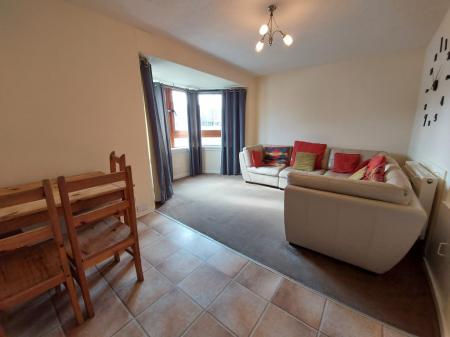 2 bedroom Flat to let in Lang Stracht, Lang Stracht, Aberdeen, AB15