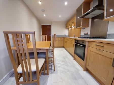 2 bedroom Flat to let in Queens Road, Rubislaw Mansions, Aberdeen, AB15