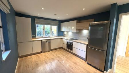 5 bedroom Detached house to let in The Meadows, Milltimber, Aberdeen, AB13