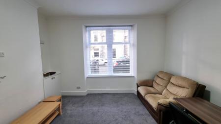 1 bedroom Flat to let in Wallfield Crescent, Rosemount, Aberdeen, AB25