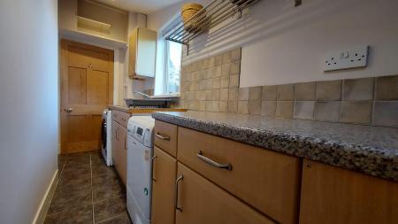 2 bedroom Flat to let in Clifton Road, Hilton, Aberdeen, AB24