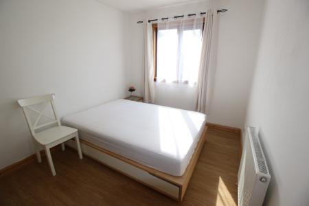 2 bedroom Terraced House to let in Altonrea Gardens, Dyce, Aberdeen, AB21