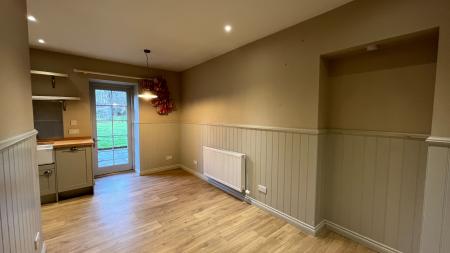 2 bedroom Flat to let in Trustach, Banchory, AB31