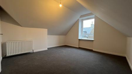 4 bedroom Flat to let in High Street, Inverurie, AB51