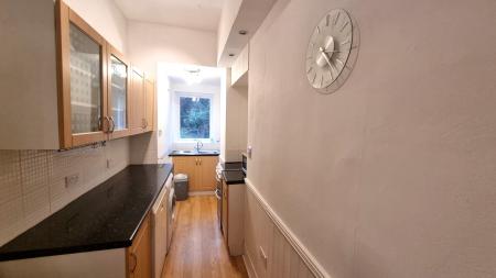 1 bedroom Flat to let in Albury Road, Ferryhill, Aberdeen, AB11