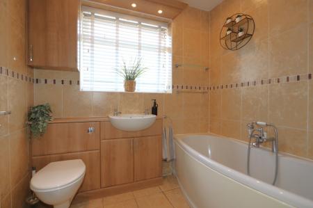 3 bedroom Semi-detached house for sale in Ashby Road, Newbold Coleorton, LE67