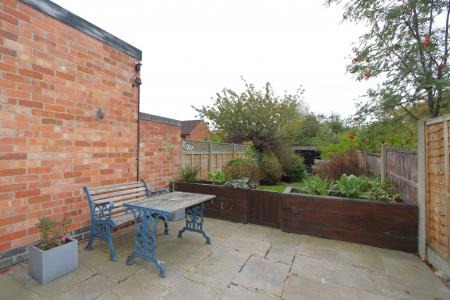 3 bedroom Terraced House for sale in Avenue Road, Ashby-De-La-Zouch, LE65