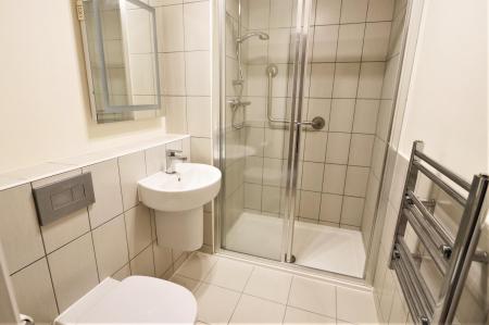 2 bedroom Ground floor flat for sale in Bainbridge Court, Ashby-De-La-Zouch, LE65