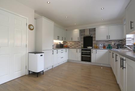 4 bedroom Semi-detached house for sale in Church Street, Appleby Magna, DE12