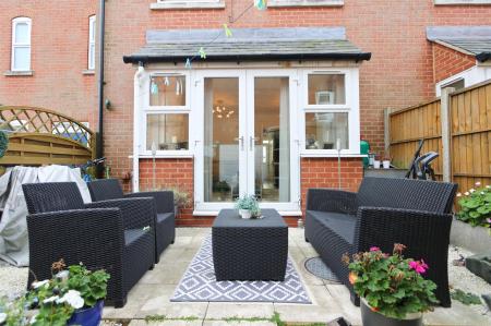 3 bedroom Town house for sale in George Street, Melbourne, DE73