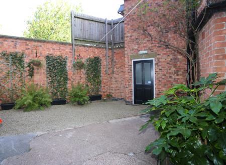 3 bedroom Terraced House for sale in High Street, Melbourne, DE73