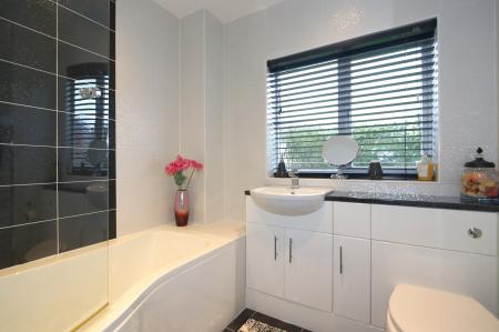 4 bedroom Detached house for sale in Highgate, Ashby-De-La-Zouch, LE65