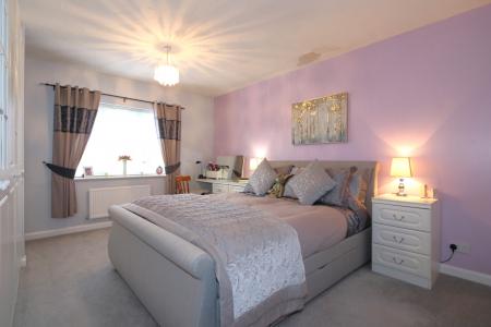 4 bedroom Detached house for sale in Highgate, Ashby-De-La-Zouch, LE65