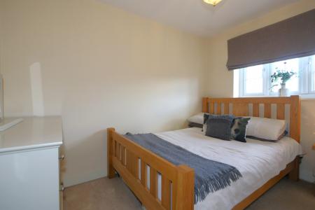 3 bedroom Semi-detached house for sale in Kiln Close, Ashby-De-, Lount, LE65