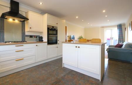 3 bedroom Detached house for sale in Main Street, Kings Newton, DE73