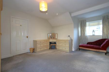 4 bedroom Detached house for sale in Main Street, Osgathorpe, LE12