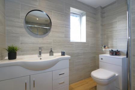 4 bedroom Detached house for sale in Main Street, Osgathorpe, LE12