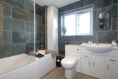 4 bedroom Detached house for sale in Main Street, Osgathorpe, LE12