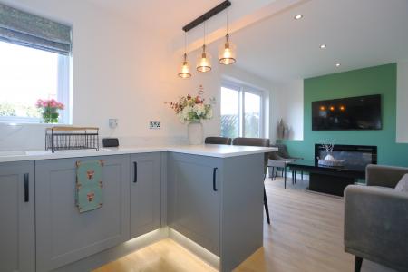 4 bedroom Detached house for sale in Main Street, Osgathorpe, LE12