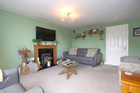 3 bedroom Semi-detached house for sale in Millfield Close, Ashby-De-La-Zouch, LE65