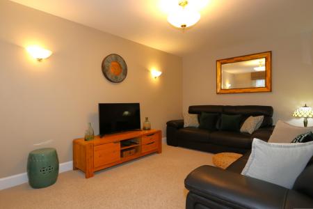 3 bedroom Detached house for sale in Stafford Close, Melbourne, DE73