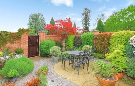 3 bedroom Mews house for sale in The Stable Yard, Coleorton, LE67