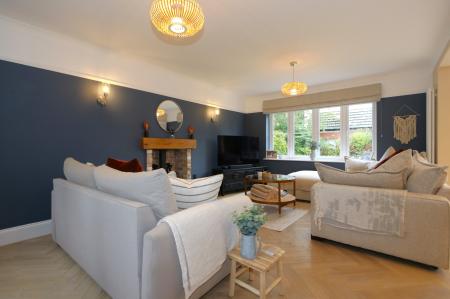 4 bedroom Detached house for sale in Top Street, Appleby Magna, DE12
