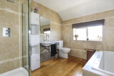 4 bedroom Detached house for sale in Worthington Lane, Newbold Coleorton, LE67