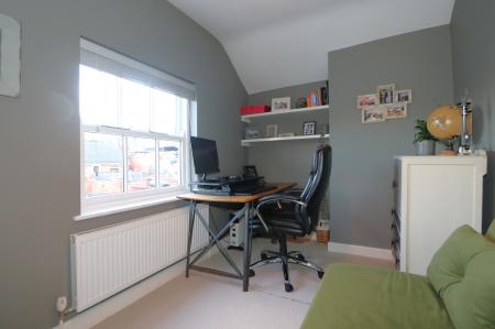 3 bedroom Terraced House for sale in Wood Street, Ashby-De-La-Zouch, LE65