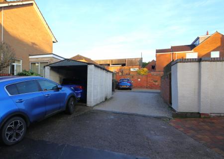 3 bedroom Terraced House for sale in Wood Street, Ashby-De-La-Zouch, LE65
