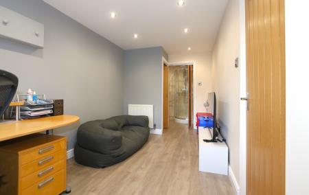 5 bedroom Detached house for sale in Hazel Close, Measham, DE12