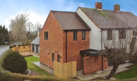 Nettlefold Crescent, Melbourne, DE73