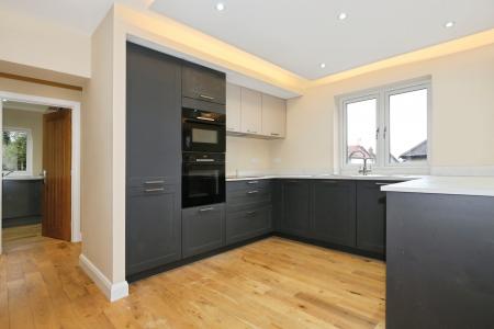 4 bedroom Semi-detached house for sale in Nettlefold Crescent, Melbourne, DE73