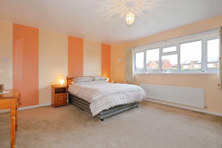 4 bedroom Detached house for sale in Heather Lane, Packington, LE65