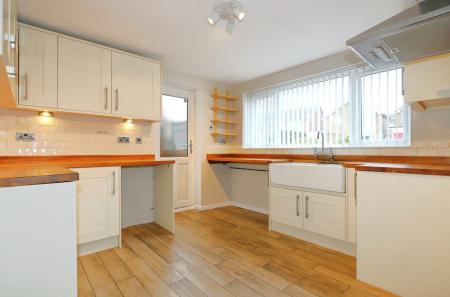 3 bedroom Detached house for sale in Beaumont Avenue, Ashby-De-La-Zouch, LE65