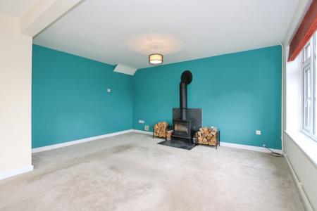 3 bedroom Detached house for sale in Beaumont Avenue, Ashby-De-La-Zouch, LE65