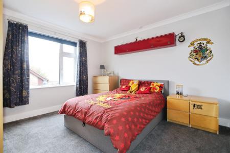 6 bedroom Detached house for sale in Leicester Road, New Packington, Ashby-De-La-Zouch, LE65