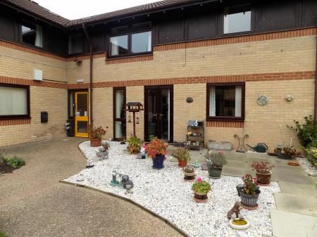 2 bedroom Property for sale in Harrison Court, Bingham