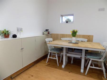 2 bedroom Terraced House for sale in Hoe View Road, Cropwell Bishop, Nottingham